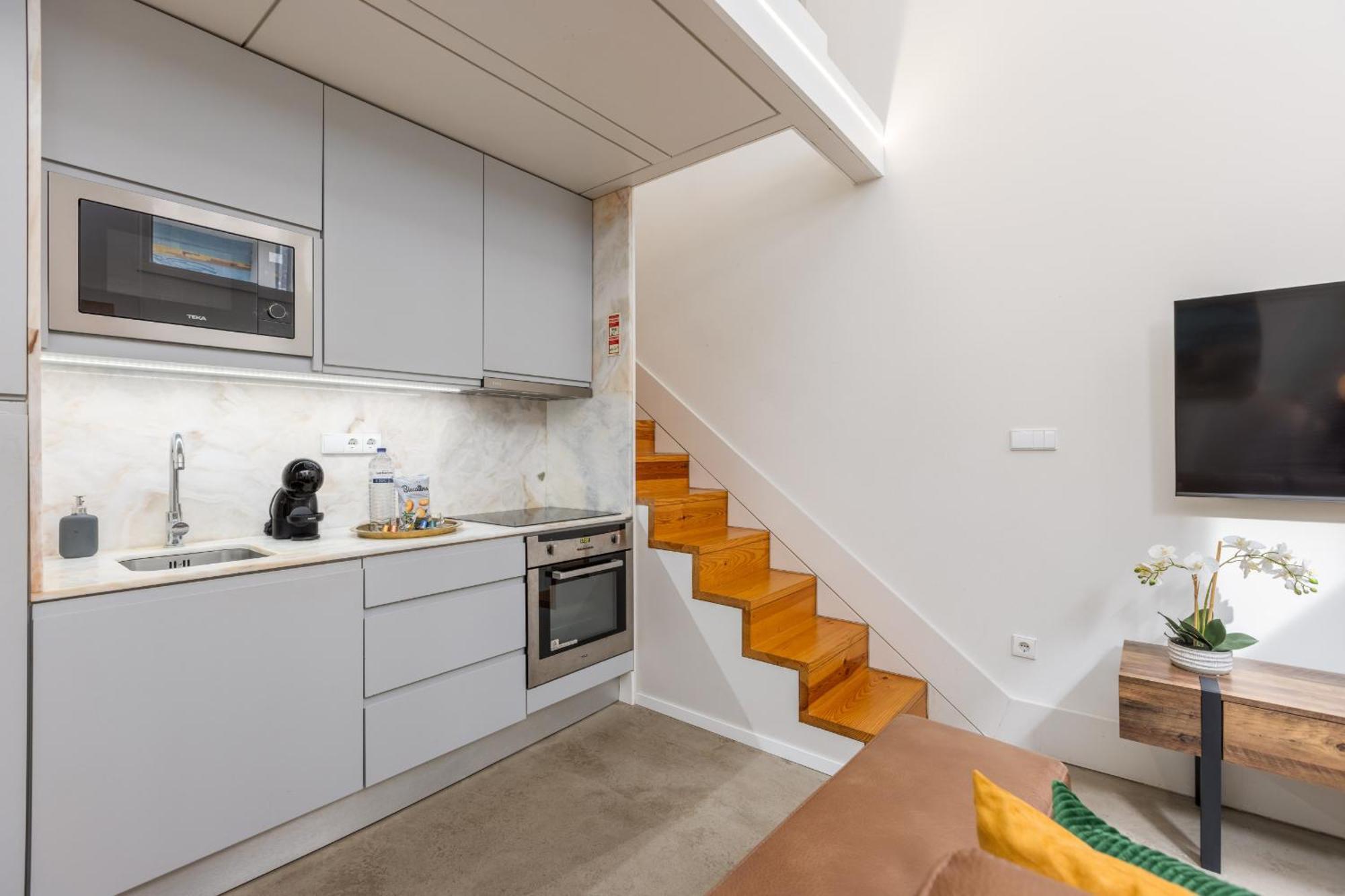 Industrial Cozy Loft Downtown Porto Appartement Buitenkant foto