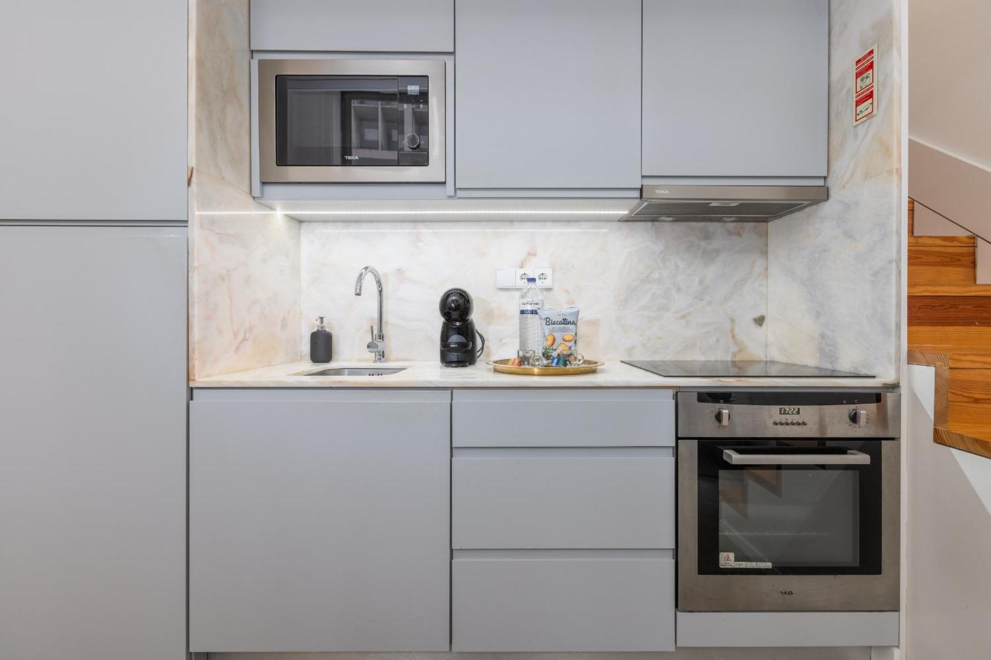 Industrial Cozy Loft Downtown Porto Appartement Buitenkant foto